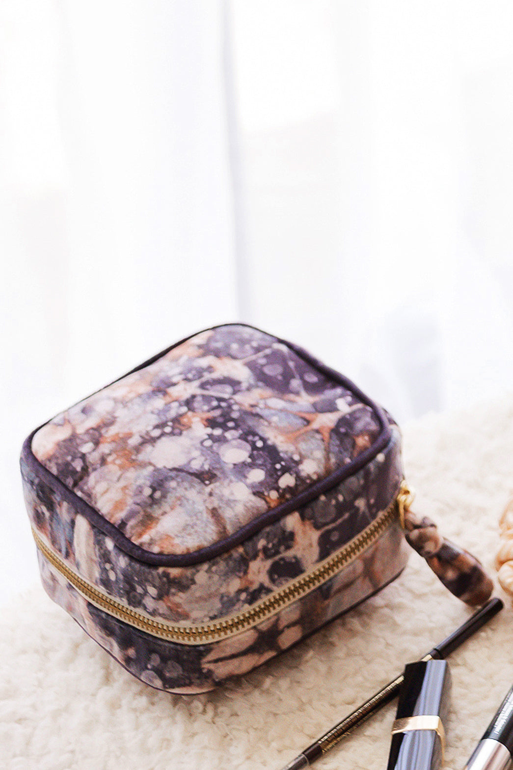 The AVALON Beauty Bag - Mini